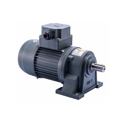 نسبت کاهش 1:30 44Nm Helical Gear Reducer Solid Shaft Output